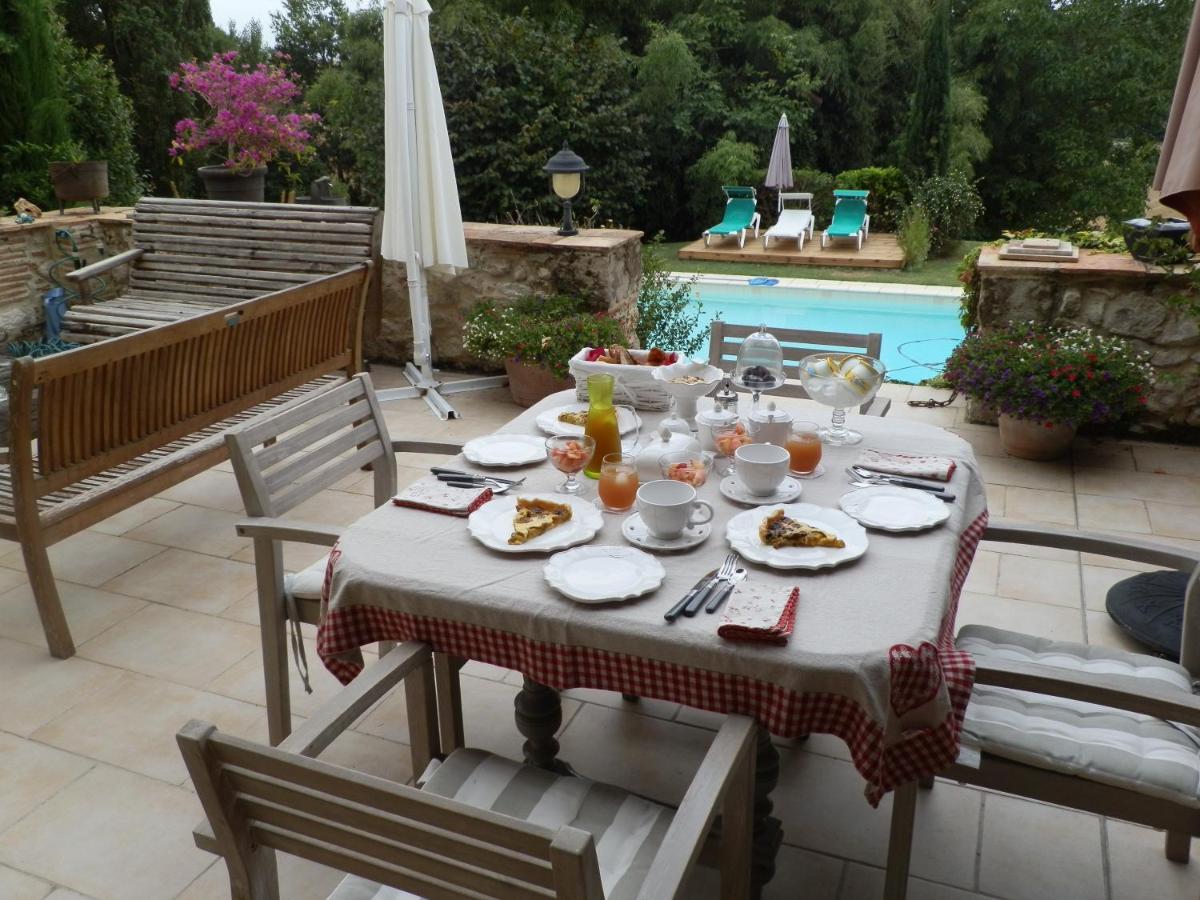 Bed and Breakfast Les Tamaris Castelnau-sur-Gupie Exterior foto