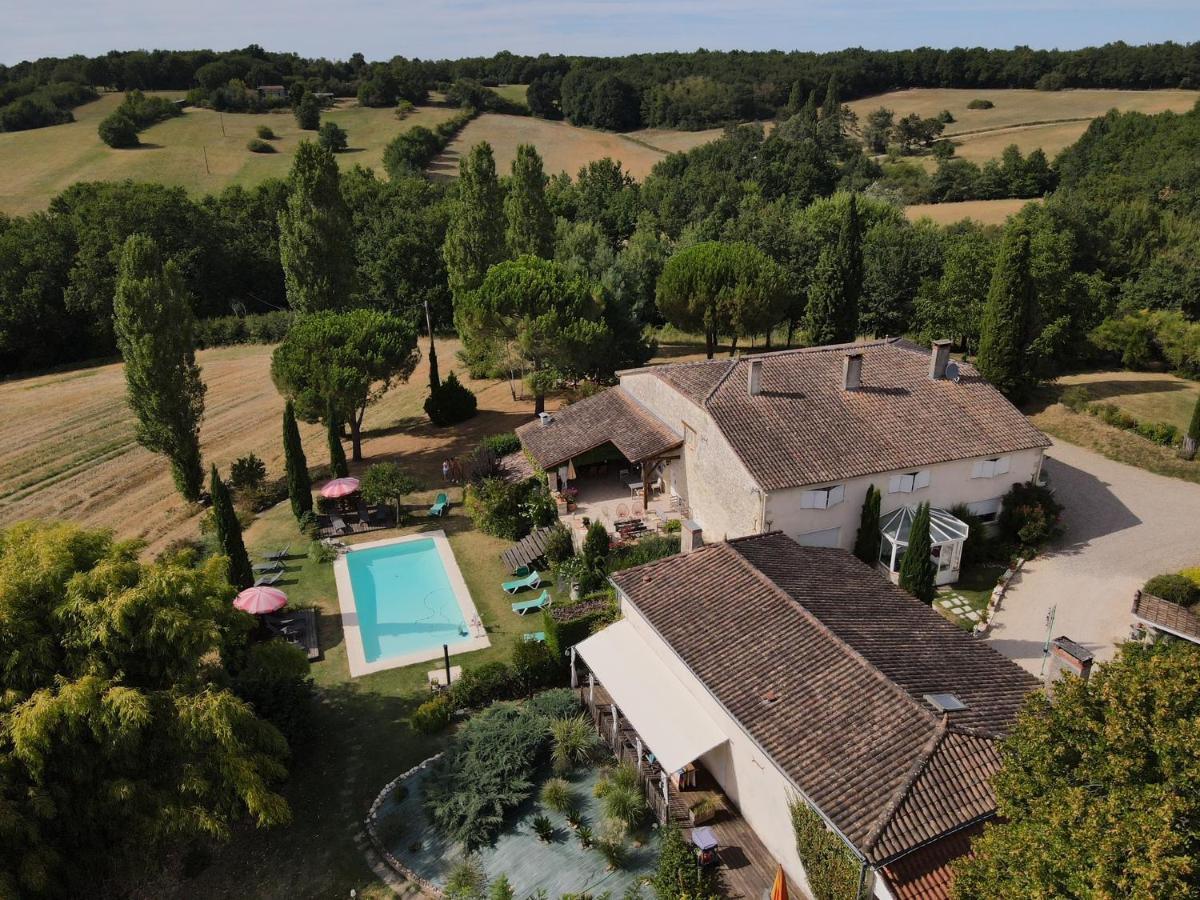 Bed and Breakfast Les Tamaris Castelnau-sur-Gupie Exterior foto